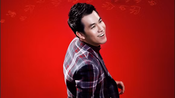 Ca sĩ Hồ Trung Dũng trong Album “Xuân thênh thang”