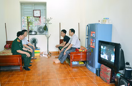 Phòng ở khu tập thể công nhân Tổng Công ty Đông Bắc ở Cẩm Phả được xây mới với đầy đủ tiện nghi.