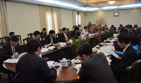 Quang cảnh cuộc họp