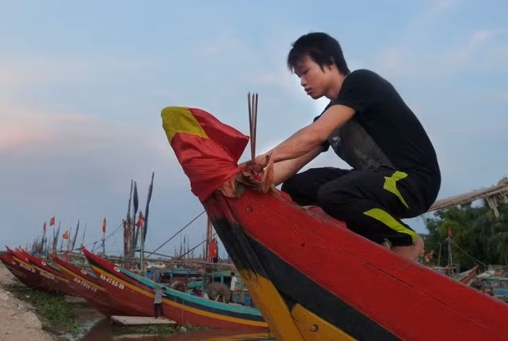  Chuẩn bị nghi thức xuất phát cho ngày mai.