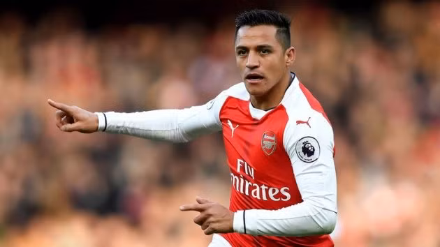  Bayern Munich từ bỏ thương vụ Sanchez.