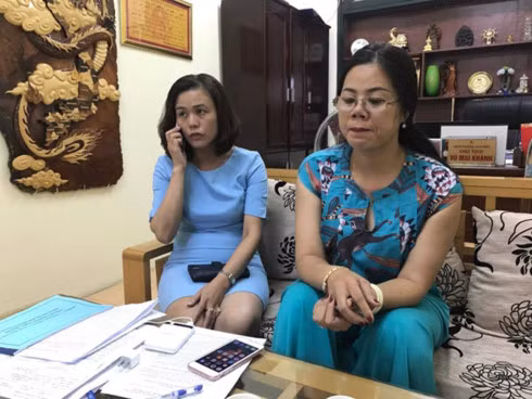 Lãnh đạo phường Văn Miếu làm việc với báo chí.