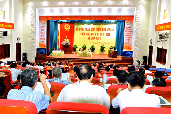 Quang cảnh kỳ họp