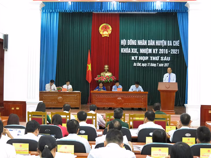 Quang cảnh kỳ họp