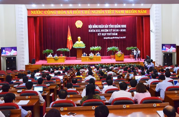 Quang cảnh kỳ họp.