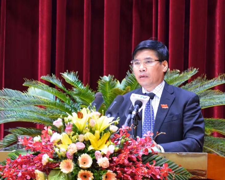 ĐB Trương Công Ngàn phát biểu tại phiên thảo luận.
