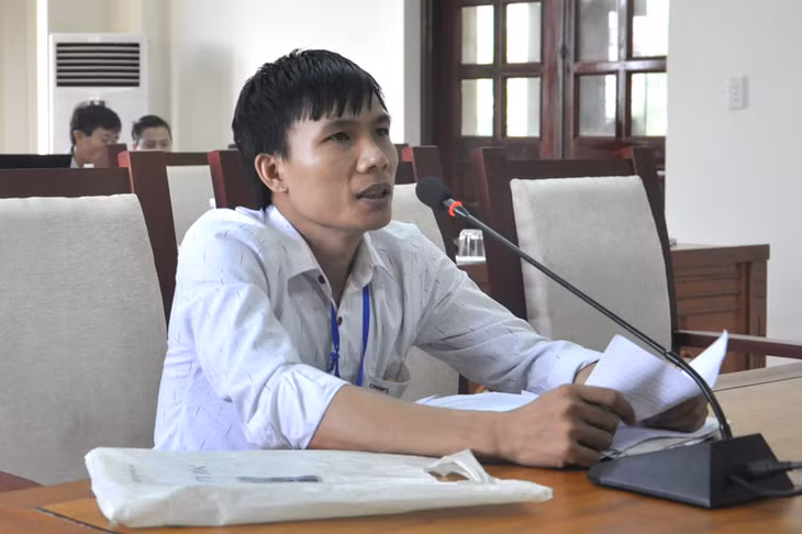 Ông Lều Văn Thiếu (được ủy quyền của bố là ông Lều Văn Thân), tổ 3, khu 5B, phường Vàng Danh, TP Uông Bí khiếu nại liên quan đến việc bồi thường hỗ trợ cho gia đình khi thực hiện dự án xây dựng nhà văn hóa cộng đồng.