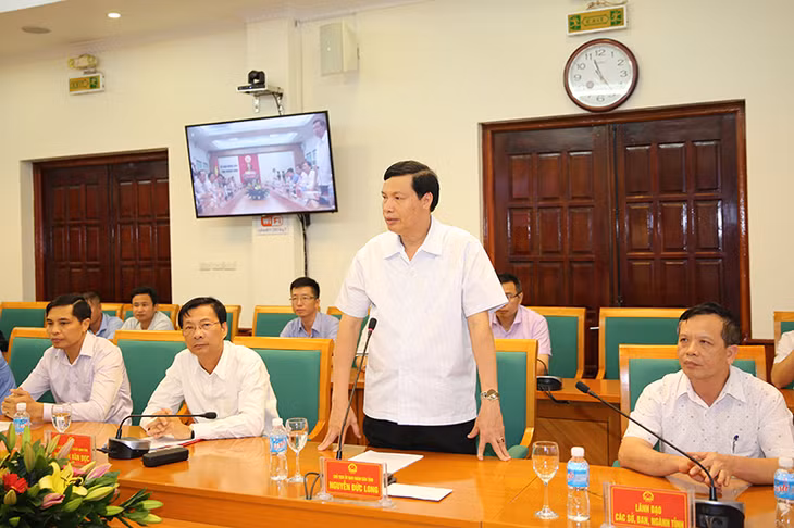 Đồng chí Nguyễn Đức Long, Chủ tịch UBND tỉnh khẳng định: Với sự quan tâm của Bộ GTVT, cao tốc Hạ Long - Hải Phòng sẽ nhanh chóng hoàn thành và phát huy hiệu quả.
