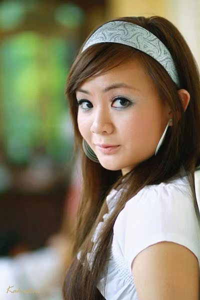 Lần đầu về nước sau 5 năm ở Mỹ, Xuân Mai đối mặt với nhiều bình luận tiêu cực của dư luận.