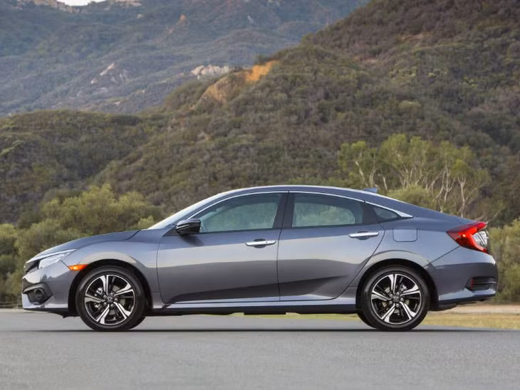 Honda Civic 2017 đạt mức tiêu thụ nhiên liệu trong thành phố chỉ 7,59 lít/100km