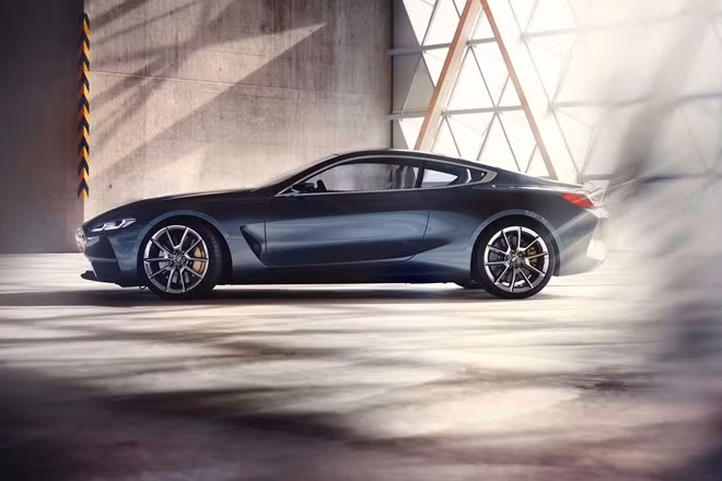 BMW M8 GTE dự kiến sẽ ra mắt vào tháng 1/2018.