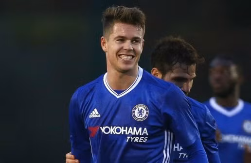  Ginkel gia nhập PSV lần thứ 3 theo dạng cho mượn.