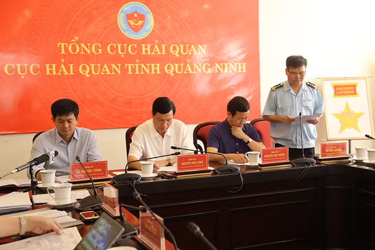 Đồng chs Bùi Văn Khắng, Cục trưởng Cục Hải quan đề xuất 10 giải pháp thực hiện tăng thu ngân sách
