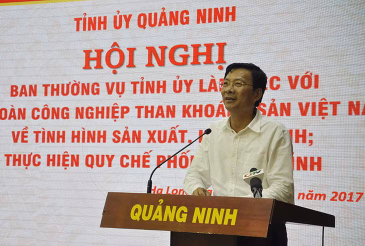 Bí thư Tỉnh ủy Nguyễn Văn Đọc phát biểu kết luận hội nghị.