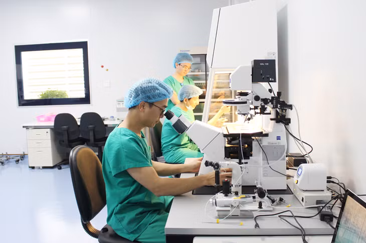 Trung tâm Hỗ trợ sinh sản, Bệnh viện Sản-Nhi tỉnh được trang bị nhiều máy móc