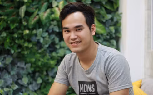 Nhạc sĩ Khắc Hưng.