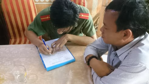Đoàn liên ngành lập biên bản cuộc thi sắc đẹp "chui"