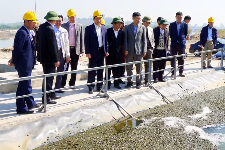 Đồng chính Nguyễn Văn Thành kiểm tra Trạm xử lý nước thải tập trung tại KCN Việt Hưng