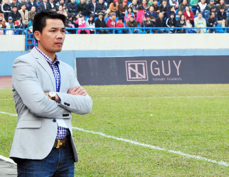 HLV Phạm Như Thuần có trận mở màn V-League không được như ý muốn.
