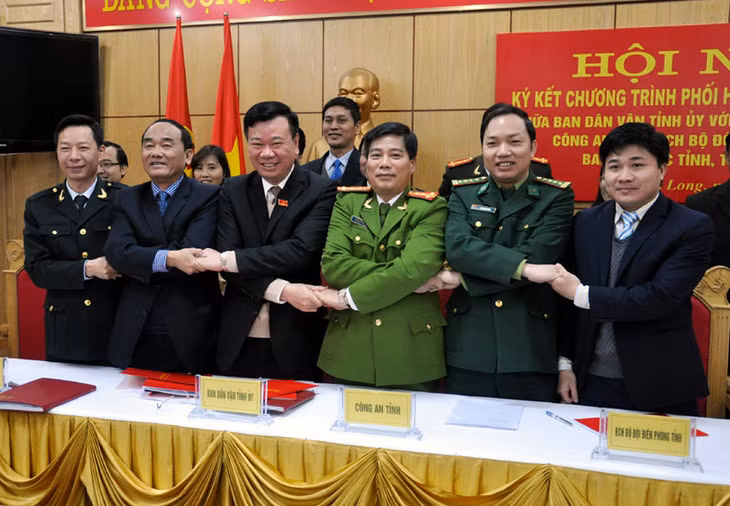 Lãnh đạo Ban Dân Vân Tỉnh uỷ ký Quy chế phối hợp với các ban, ngành của tỉnh
