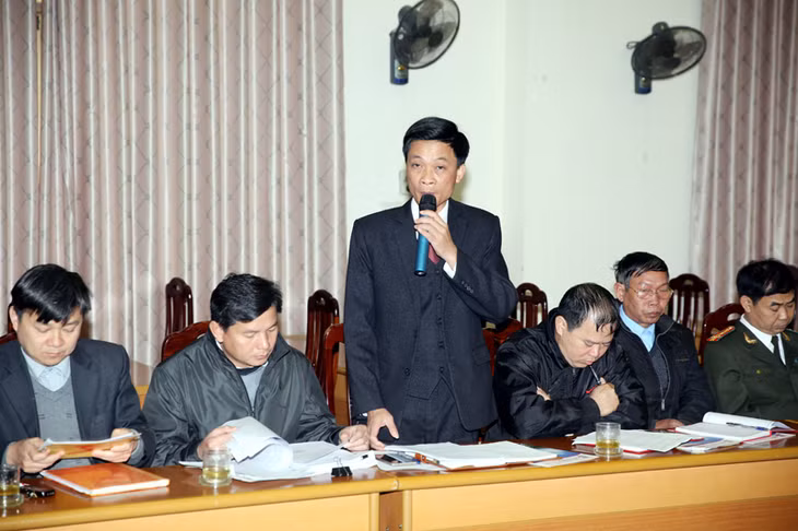 Đại diện một số sở, ngành, chủ đầu tư cùng các nhà thầu đã tham gia ý kiến để đưa ra các giải pháp cụ thể, quyết tâm đẩy nhanh công tác GPMB.