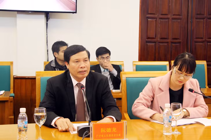 Đồng chí Nguyễn Đức Long, Chủ tịch UBND tỉnh phát buổi tại buổi tiếp
