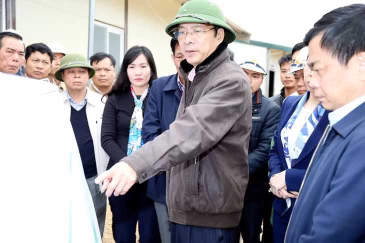 Đồng chí Nguyễn Văn Đọc, Bí thư Tỉnh ủy kiểm tra công tác GPMB tuyến cao tốc Hạ Long - Vân Đồn
