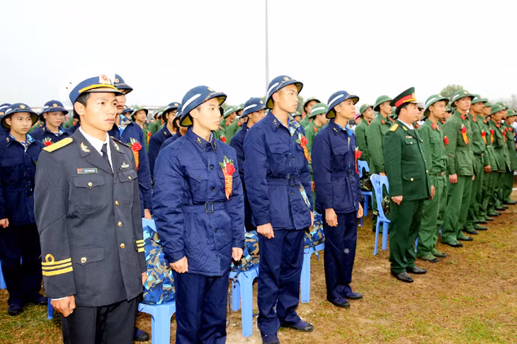 Đợt I giao nhận quân năm 2016, TX Quảng Yên đã tuyển chọn và gọi nhập ngũ 240 công dân.