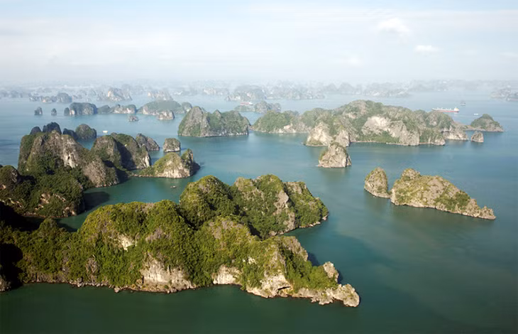 Vịnh Hạ Long.