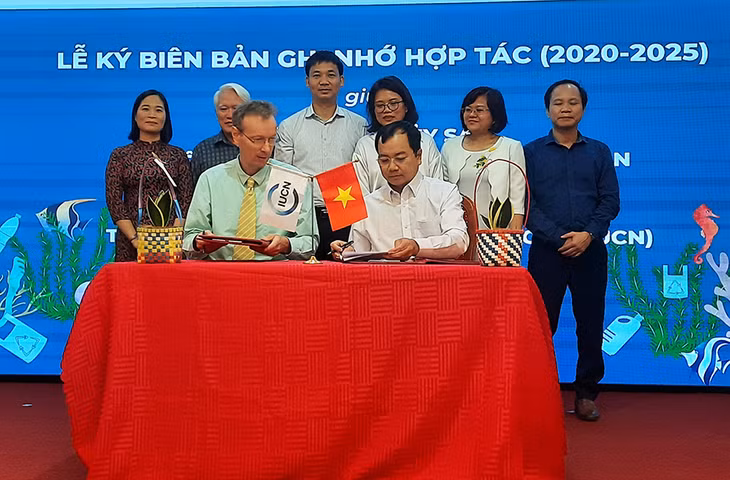 Tổng Cục thủy sản và Tổ chức Bảo tồn Thiên nhiên Quốc tế đã ký biên bản ghi nhớ hợp tác và bảo tồn các loại thủy sản giai đoạn 2020 - 20205