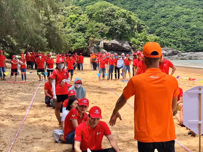 Theo các công ty lữ hành, tour khách đoàn đã có dấu hiệu phục hồi. Nếu tình hình dịch bệnh được kiểm soát như hiện nay, nhiều khả năng du lịch MICE sẽ cao điểm vào khoảng tháng 10, 11. Ảnh: Minh Mẫn