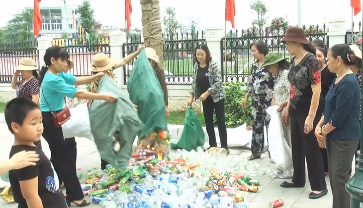 Hiện gần 80 chi hội phụ nữ TP Uông Bí triển khai phong trào 