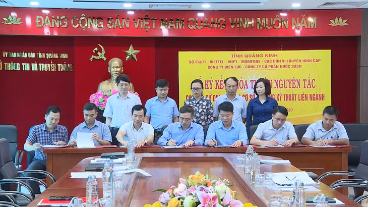 Các doanh nghiệp thông tin và truyền thông ký kết