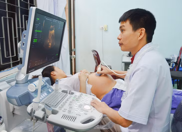 Sản phụ được quản lý thai nghén tại TTYT huyện Hải Hà.