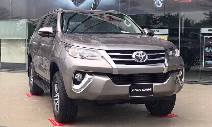 Fortuner đời 2019 tại một đại lý ở Hà Nội. Ảnh: Toyota Giải Phóng