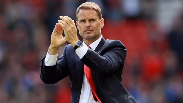 De Boer trở thành HLV trưởng ĐTQG Hà Lan.
