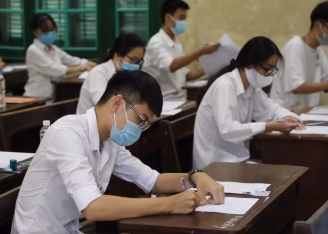 Thí sinh tham dự kỳ thi THPT năm 2020. Ảnh: VGP/Nhật Nam