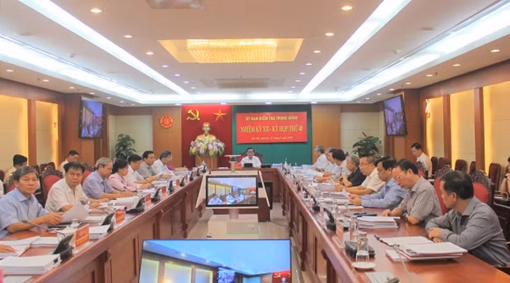 Kỳ họp thứ 48 của Ủy ban Kiểm tra Trung ương