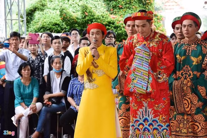 Hoài Linh thông báo, năm nay anh không mở cửa đền thờ Tổ nghề đón khách.