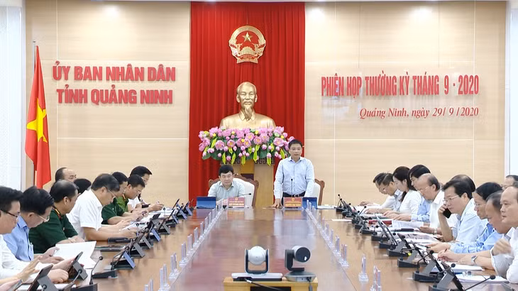 Đồng chí Nguyễn Văn Thắng, Chủ tịch UBND tỉnh kết luận cuộc họp
