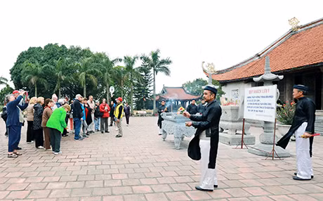 Đền Trần Hưng Đạo đang được đầu tư xây hệ thống giao thông, hạ tầng gắn với phát triển du lịch văn hoá lịch sử.