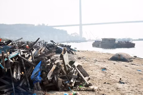 và làm xấu cảnh quan Vịnh Hạ Long.