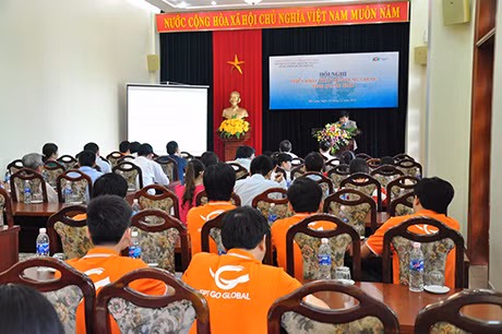 Quang cảnh hội nghị. 
