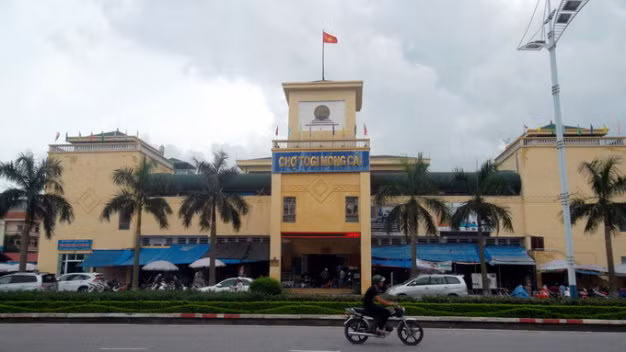 Chợ Togi - một điểm đến mua sắm gần cửa khẩu Bắc Luân.