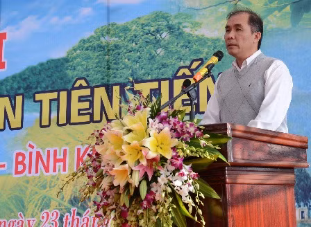 ông Vũ Duy Thành, Phó giám đốc Công ty CP Nông thôn tiên tiến Đông Triều phát biểu tại buổi tọa đàm