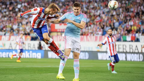 Atletico (áo sọc) sẽ kéo dài mạch trận thăng hoa khi đối thủ chỉ là một Deportivo yếu ớt