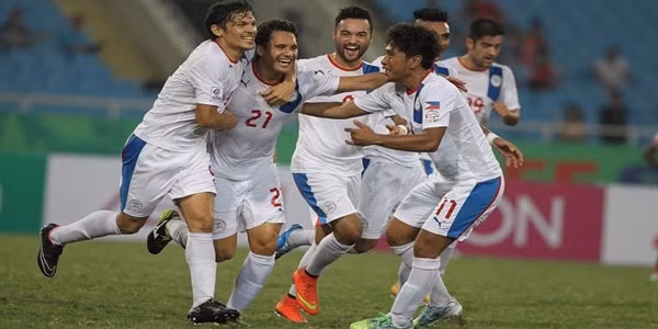 Martin Steuble (21) mừng bàn thắng vào lưới Indoneasia. Martin Stebule từng ghi bàn ở Europa League 2010 trong màu áo CLB Lausanne-Thụy Sĩ