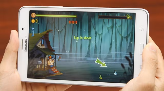 Khách hàng được tặng phiếu mua hàng 200 ngàn khi mua Galaxy Tab 4 tại hệ thống thegioididong.com