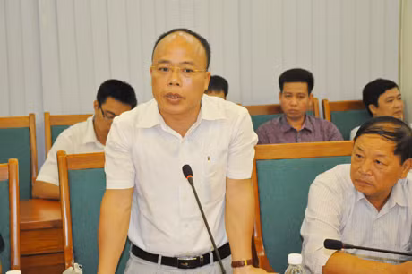 Ông Đào Văn Thành, Giám đốc Công ty CP Minh Anh phát buổi tại buổi họp báo.