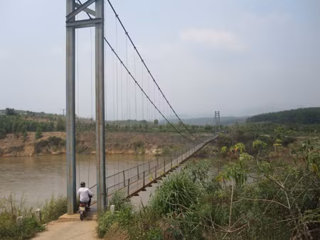 Xây dựng cầu treo dân sinh phải tuân thủ các tiêu chí của Đề án